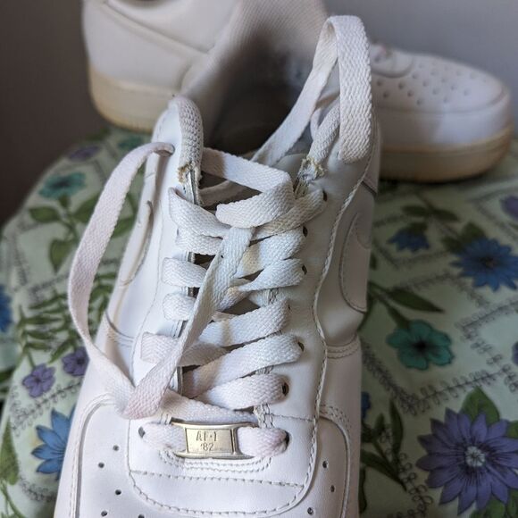 White Nike Air Force 1 Sneakers Size 11.5